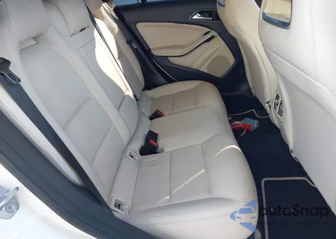 2019 Mercedes-Benz Cla 250 4Matic из США, поврежденный, VIN WDDSJ4GB0KN723198